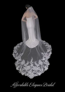 Scallop Beaded Lace Royal Cathedral Wedding Veil Scallop Beaded Lace Royal Cathedral Wedding Veil
