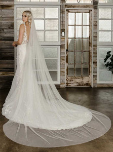 JL Johnson Pearl Scatter Cathedral Wedding Veil Wide Width C555