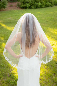 Fingertip Wedding Veil CF271 with Leafy Lace Edge Fingertip Wedding Veil CF271 with Leafy Lace Edge