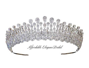 Stunning Silver Plated CZ Wedding and Quinceanera Tiara Crown Stunning Silver Plated CZ Wedding and Quinceanera Tiara Crown