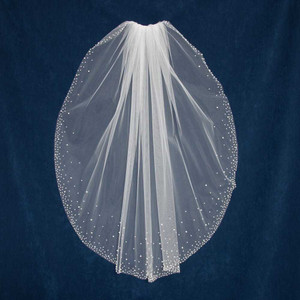 Fingertip Wedding Veil with Pearl Border Scatter C594 Fingertip Wedding Veil with Pearl Border Scatter C594