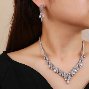 5A Marquise CZ Platinum Plated Wedding and Formal Jewelry Set 5A Marquise CZ Platinum Plated Wedding and Formal Jewelry Set
