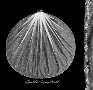 Glitter Tulle Fingertip or Cathedral Wedding Veil with Crystal Edge Glitter Tulle Fingertip or Cathedral Wedding Veil with Crystal Edge