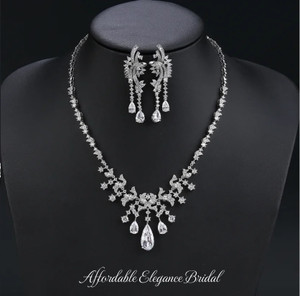 Gorgeous Rhodium Silver Plated CZ Bridal Jewelry Set Gorgeous Rhodium Silver Plated CZ Bridal Jewelry Set