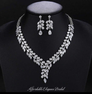 Glamorous Rhodium Silver Plated CZ Bridal Jewelry Set Glamorous Rhodium Silver Plated CZ Bridal Jewelry Set