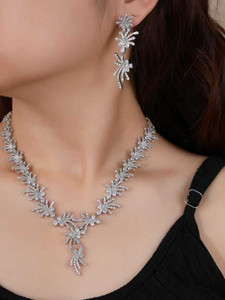 Silver Plated 3A CZ Bridal Jewelry Set with Drop Earrings Silver Plated 3A CZ Bridal Jewelry Set with Drop Earrings