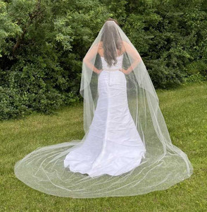 Sparkling Glitter Tulle Regal Cathedral Wedding Veil CF927 Sparkling Glitter Tulle Regal Cathedral Wedding Veil CF927