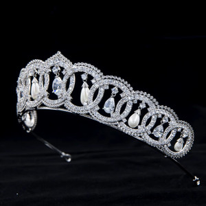 Stunning Pearl and 5A CZ Wedding Tiara hp10479