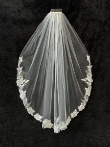Heavily Beaded Floral Leafy Lace Fingertip Wedding Veil CF945