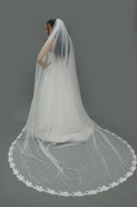 Soft Tulle Floral Lace Royal Cathedral Wedding Veil E1658