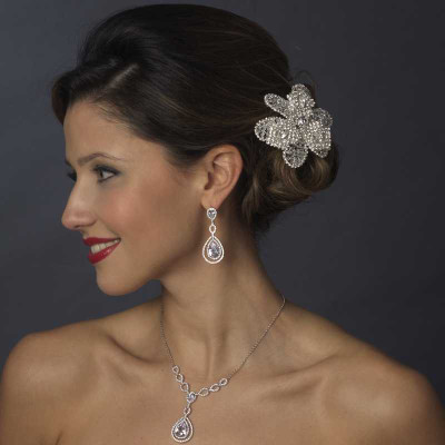 Crystal Rhinestone Bliss Flower Bridal Hair Comb Crystal Rhinestone Bliss Flower Bridal Hair Comb