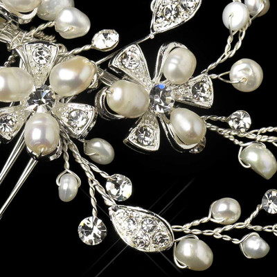 Freshwater Pearl and Rhinestone Vine Wedding Comb Freshwater Pearl and Rhinestone Vine Wedding Comb