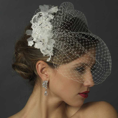 White Birdcage Veil with Crystal and Lace Fascinator White Birdcage Veil with Crystal and Lace Fascinator