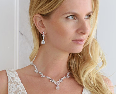 Luxurious CZ Vine Wedding Jewelry Set 4368S Luxurious CZ Vine Wedding Jewelry Set 4368S