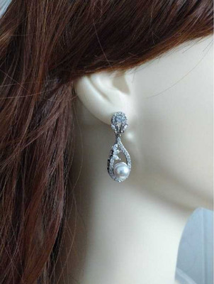 CZ and Pearl Drop Wedding Earrings me2515 CZ and Pearl Drop Wedding Earrings me2515