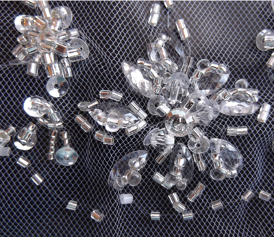 Elegant Beaded Scalloped Edge Fingertip Length Wedding Veil Elegant Beaded Scalloped Edge Fingertip Length Wedding Veil