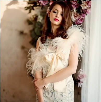 Vintage Inspired Ivory Ostrich Feather Bridal Shrug Wrap