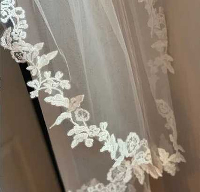 Beaded Lace Edge 42" Long Fingertip Wedding Veil