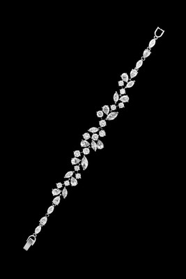 Multi Cut CZ Wedding Bracelet and Earrings in Silver Plating Multi Cut CZ Wedding Bracelet and Earrings in Silver Plating