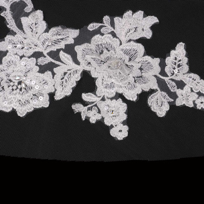 Cathedral Wedding Veil with Beaded Lace Appliques enVogue V2095C Cathedral Wedding Veil with Beaded Lace Appliques enVogue V2095C