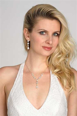 Glamorous Gold Plated CZ Wedding Jewelry Set