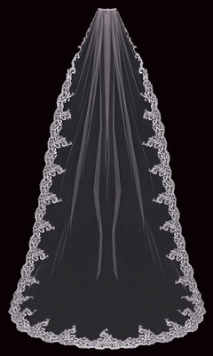 Stunning Lace Cathedral Length Wedding Veil enVogue V2199C Stunning Lace Cathedral Length Wedding Veil enVogue V2199C