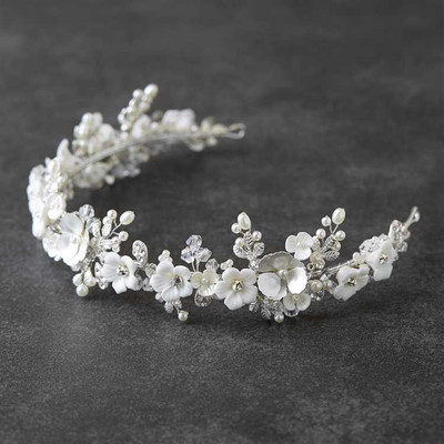 Wedding Headband Tiara with Resin Flowers and Pearls Wedding Headband Tiara with Resin Flowers and Pearls
