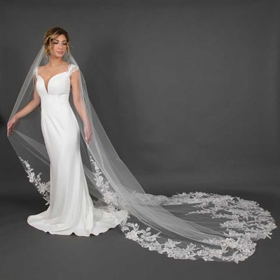 Gorgeous Royal Cathedral Wedding Veil with Beaded Lace Appliques Gorgeous Royal Cathedral Wedding Veil with Beaded Lace Appliques