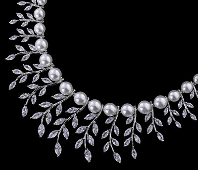 Stunning Pearl and AAAAA CZ Silver Plated Wedding Jewelry Set Stunning Pearl and AAAAA CZ Silver Plated Wedding Jewelry Set