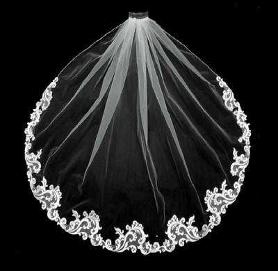 Fingertip Wedding Veil with Scroll Wave Lace Edge Fingertip Wedding Veil with Scroll Wave Lace Edge