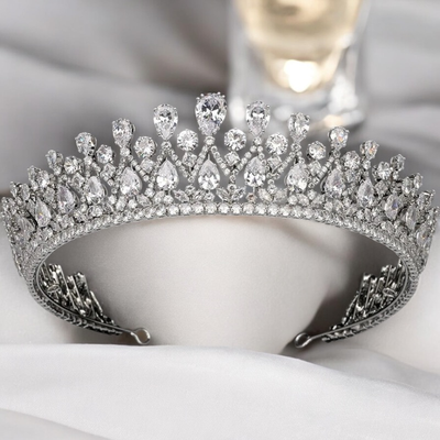 Dazzling CZ Crystal Wedding and Quinceanera Tiara hp7803 Dazzling CZ Crystal Wedding and Quinceanera Tiara hp7803