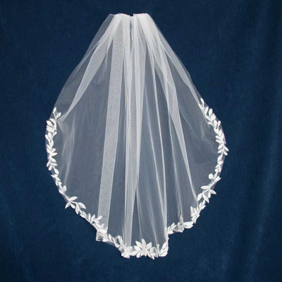 Fingertip Wedding Veil CF271 with Leafy Lace Edge Fingertip Wedding Veil CF271 with Leafy Lace Edge