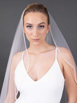 Clear and Frosted Bugle Bead Beaded Knee Length Wedding Veil Clear and Frosted Bugle Bead Beaded Knee Length Wedding Veil