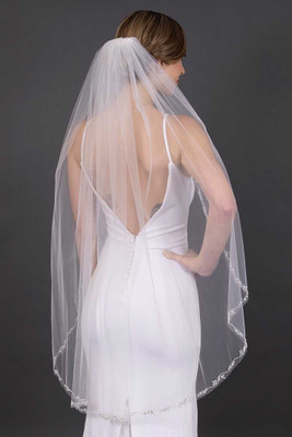 Crystal and Pearl Beaded Edge Fingertip Wedding Veil Crystal and Pearl Beaded Edge Fingertip Wedding Veil