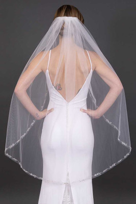 Crystal and Pearl Beaded Edge Fingertip Wedding Veil Crystal and Pearl Beaded Edge Fingertip Wedding Veil