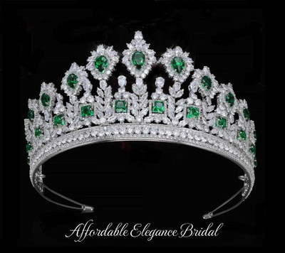 Stunning Emerald Green CZ Wedding and Quinceanera Tiara Crown Stunning Emerald Green CZ Wedding and Quinceanera Tiara Crown