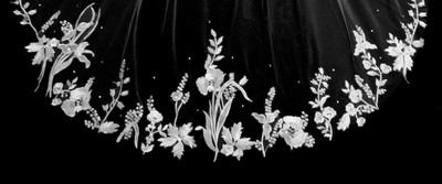 Romantic Lace 50" Long Waltz Length Wedding Veil V3280W