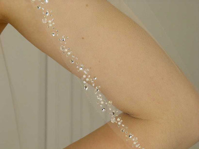 Sparkling Crystal, Rhinestone and Pearl Fingertip Wedding Veil V2281