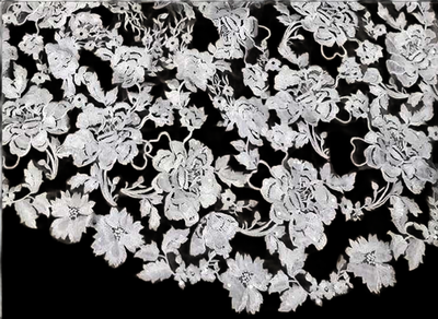 Scalloped Royal Cathedral Wedding Veil with Sequined Floral Lace V1111
