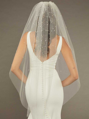 Fingertip Wedding Veil with Tapered Pearl Scatter Envogue V2488SF Fingertip Wedding Veil with Tapered Pearl Scatter Envogue V2488SF