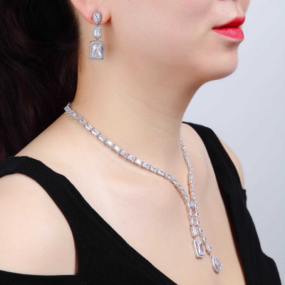 Glamorous 3A CZ Silver Plated Wedding and Formal Jewelry Set Glamorous 3A CZ Silver Plated Wedding and Formal Jewelry Set