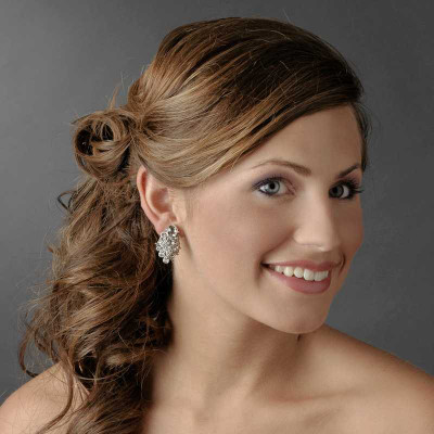 Sparkling Rhinestone Wedding or Prom Clip On Earrings Sparkling Rhinestone Wedding or Prom Clip On Earrings