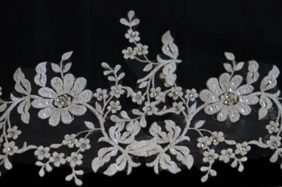 Sparkling Beaded Lace Royal Cathedral Wedding Veil E1372L Sparkling Beaded Lace Royal Cathedral Wedding Veil E1372L
