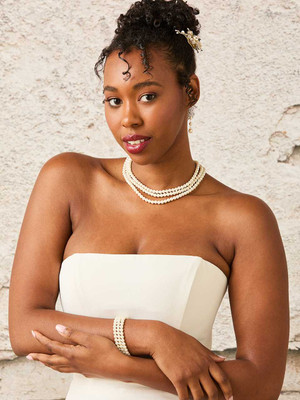 Pearl Necklace, Drop Earrings and Bracelet Set Envogue NL2564-2 Pearl Necklace, Drop Earrings and Bracelet Set Envogue NL2564-2