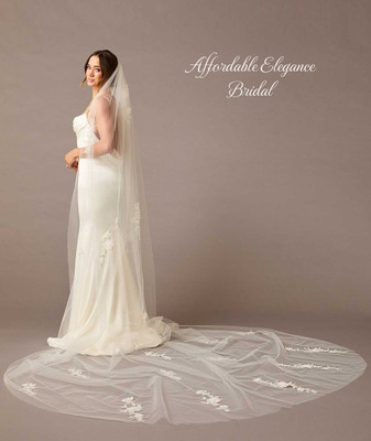 3D Lace Applique Regal Cathedral Wedding Veil Envogue V2590WRC 3D Lace Applique Regal Cathedral Wedding Veil Envogue V2590WRC