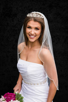 Scallop Frosted Bugle Bead and Pearl Fingertip Wedding Veil Scallop Frosted Bugle Bead and Pearl Fingertip Wedding Veil