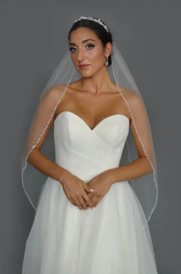 Crystal and Sequin Beaded Edge Knee Length Wedding Veil Crystal and Sequin Beaded Edge Knee Length Wedding Veil