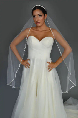 50" Long Wedding Veil with Pearl and Crystal Beaded Edge 50" Long Wedding Veil with Pearl and Crystal Beaded Edge