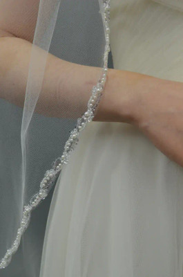 Fingertip Wedding Veil with Pearl and Sequin Beaded Edge E1486 Fingertip Wedding Veil with Pearl and Sequin Beaded Edge E1486