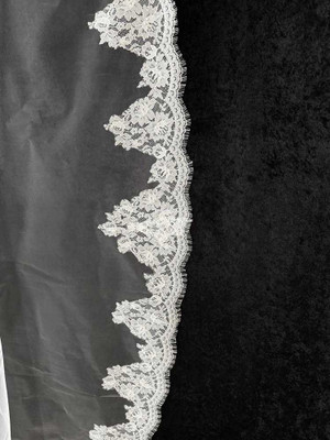 Regal Cathedral Mantilla Wedding Veil with Chantilly Lace CF910